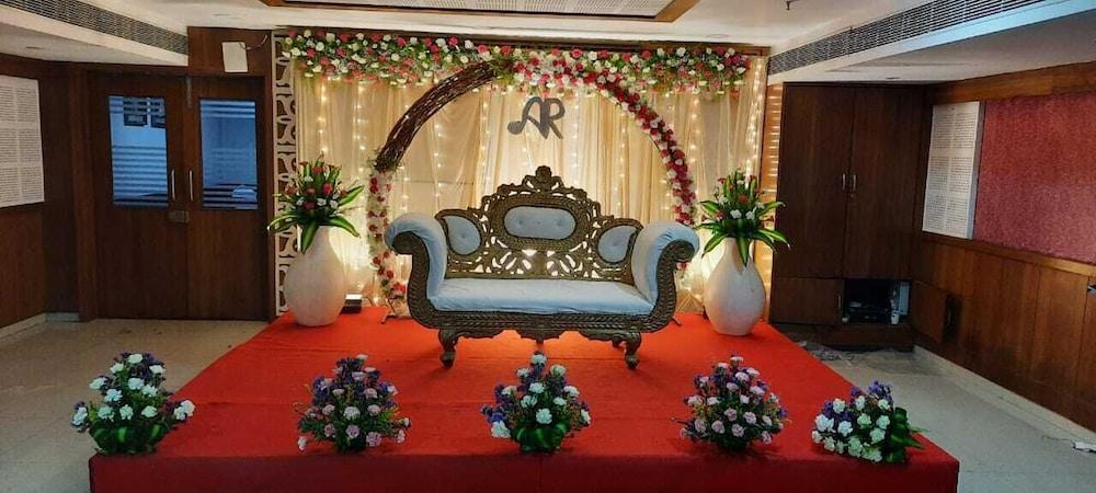 Hotel Prince Gardens Coimbatore Ngoại thất bức ảnh